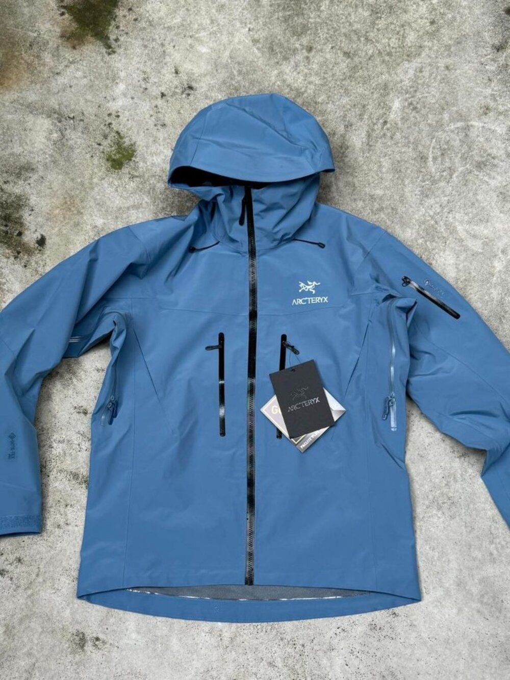 Men's Arc'teryx ALPHA SV Skiing Gliding Waterproof Jacket L